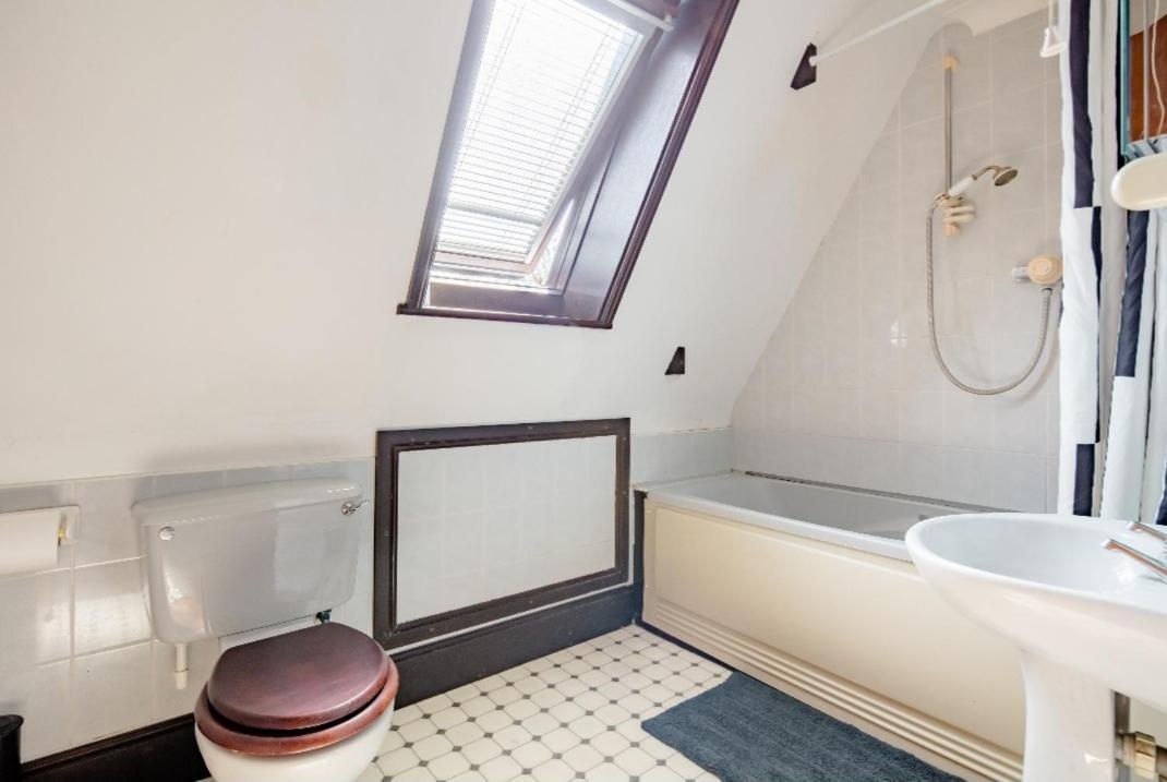 Double Room 2 Mins From Station Belvedere Eksteriør bilde