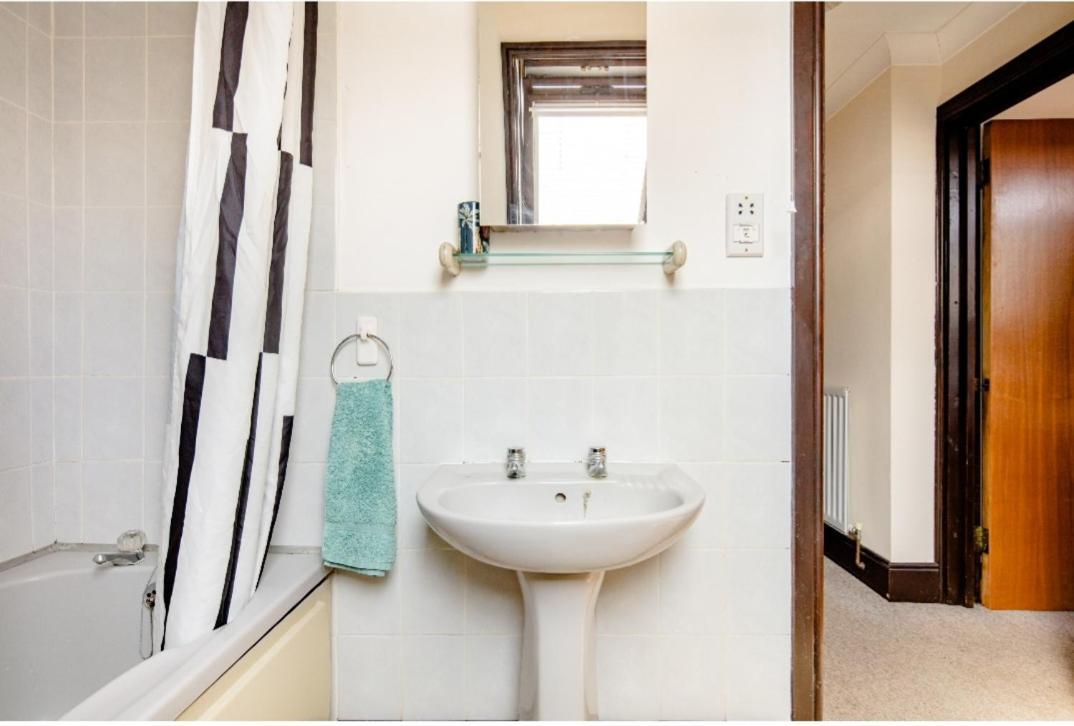 Double Room 2 Mins From Station Belvedere Eksteriør bilde